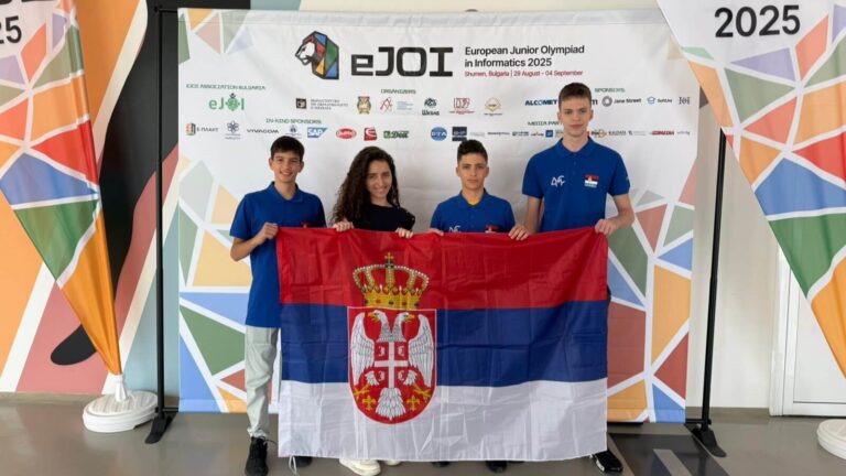 Szerbiai diákok három érmet nyertek az Európai Junior Informatikai Olimpián