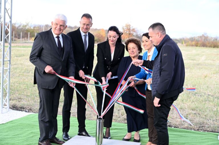 Szerb tulajdonú cég teremt 55 munkahelyet Szolnokon