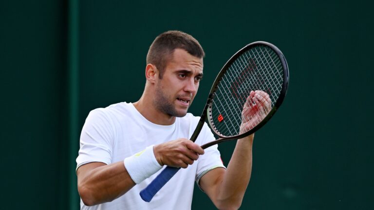 Györe László három meccslabdát is elhibázott, majd búcsúzott Athénban