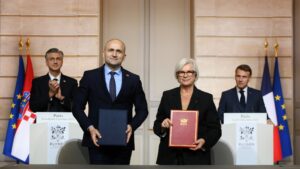 Francia támogatással újul meg a horvát haderő – közel 2 milliárd eurós csomagot írtak alá Párizsban