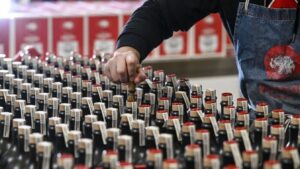 Megduplázza a szeszipari termelők támogatását Szerbia