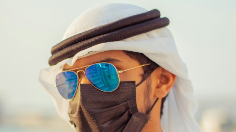 Dubaji hercegnek adta ki magát, házasságot ígért, majd százezreket csalt ki egy 69 éves magyar nőtől