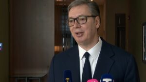 Vučić új támogatási csomagot ígért a nyugdíjasoknak