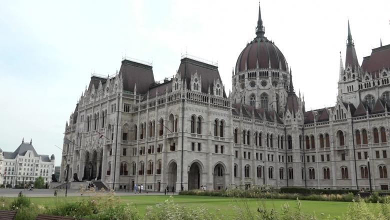 Még 15 napig lehet regisztrálni a magyar választói névjegyzékbe