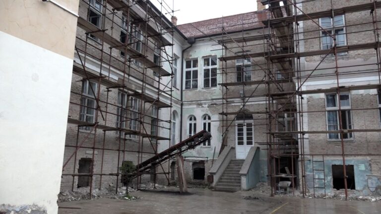 Felújítják Nagykikinda legrégebbi iskoláját