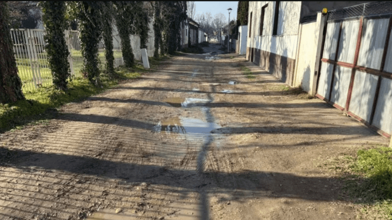 Közel 8 millió dinárból újul meg a Vasút utca Topolyán