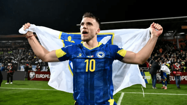 A bosnyákok kijutása után Demirović fizeti a stuttgarti szurkolók sörét