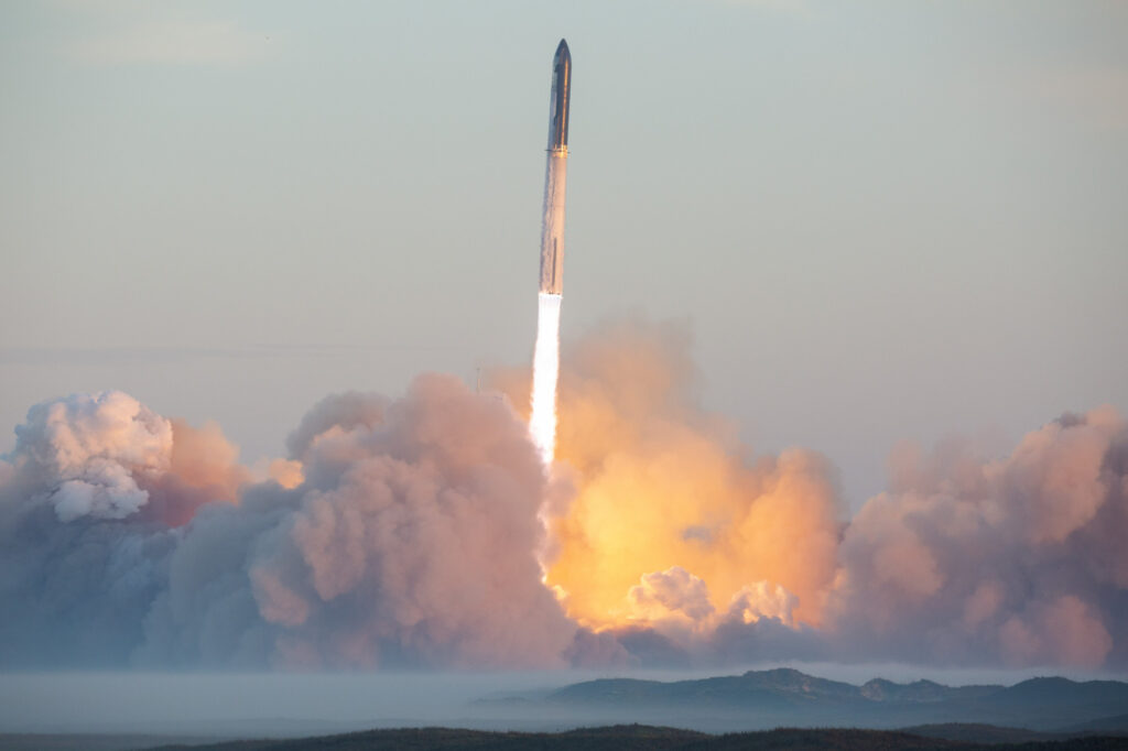 A SpaceX sikeresen kilőtte az új generációs Starship rakétát