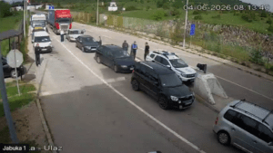 Komoly torlódás alakult ki tegnap este a Montenegró és Szerbia közötti határátkelőkön Szerbia irányába