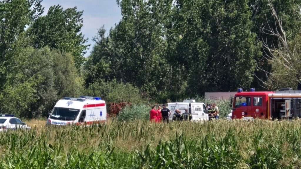 A csatornában találták meg a felborult autót Újvidéken – hárman meghaltak