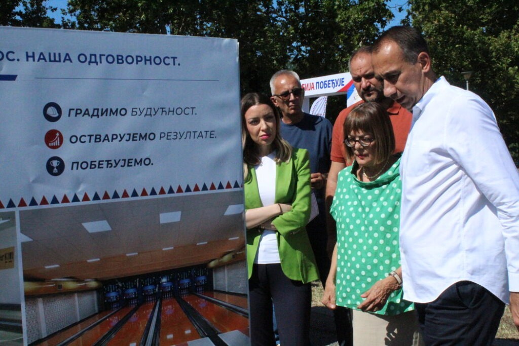 Szerb gazdasági miniszter: Óbecse jelentős gazdasági potenciállal rendelkezik
