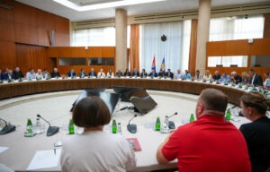 Rendkívüli intézkedéseket rendelt el a szerb kormány a Duna történelmi alacsony vízállása miatt