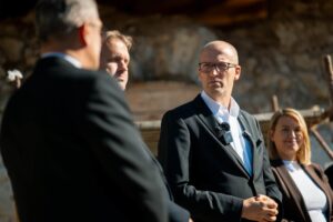 Tarr Zoltán Erdélyben: Nem vagyunk olyan ügyesek, mint Orbán Viktor, de nem is erre törekszünk