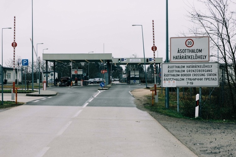 Novembertől rövidebb ideig tart nyitva az ásotthalmi–királyhalmi határátkelő