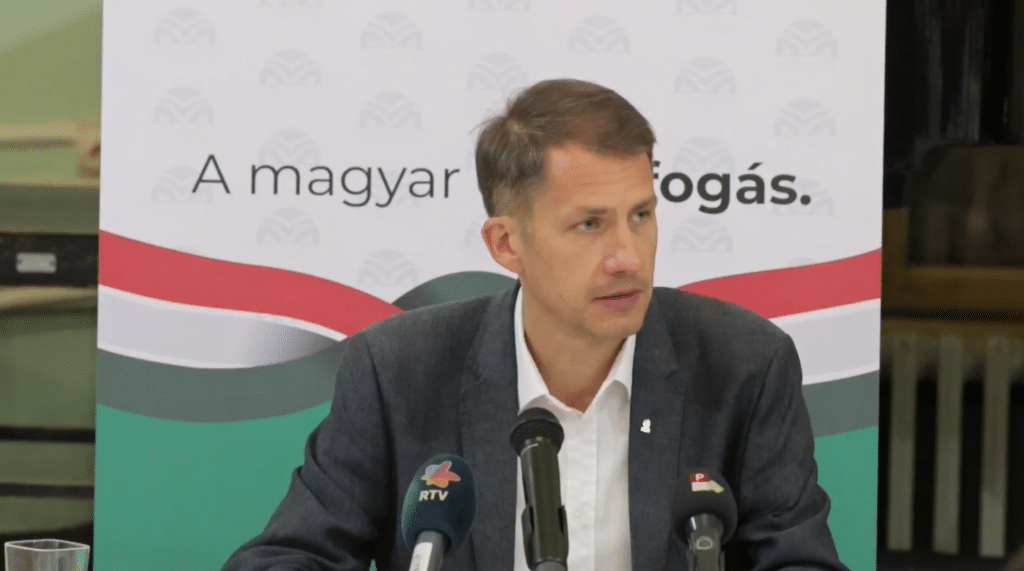 Dr. Pásztor Bálint több mint hét órán át válaszolt az újságírók kérdéseire Szabadkán