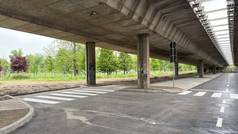 Véget ért a fürdőszezon, megszűnt a parkolási díj az újvidéki Strandnál